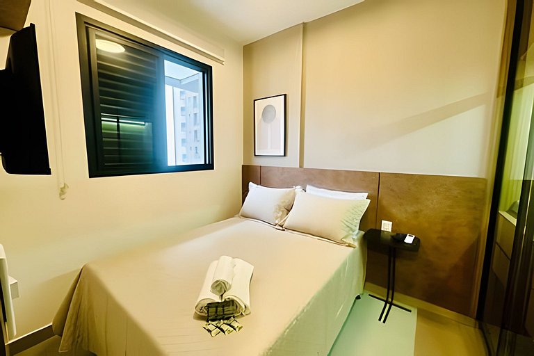 Studio Luxy - A 2 minutos do Center Shopping.