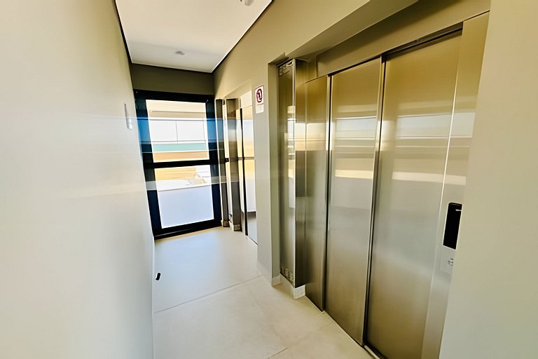 Studio Luxy - A 2 minutos do Center Shopping.